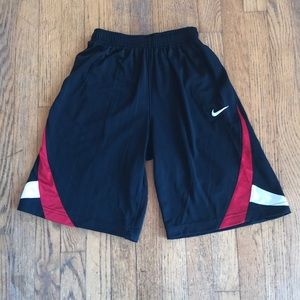 Boys Nike shorts. Size M 10-12